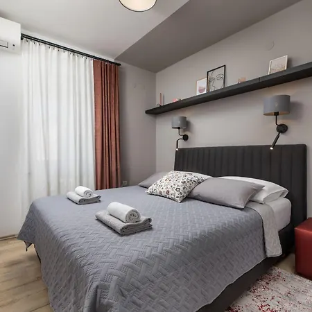 Gaestezimmer Tina 6 By Interhome Lägenhet *