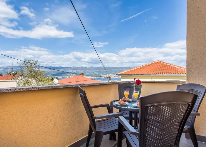 Gaestezimmer Tina 6 By Interhome Lägenhet Šilo